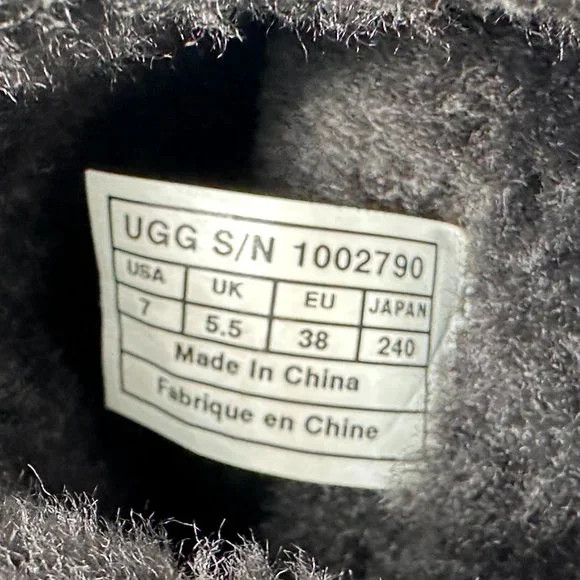 Ugg ( 1002790) Exotic Leopard Classic Shearling Boots Women Size 7 - Picture 7 of 7